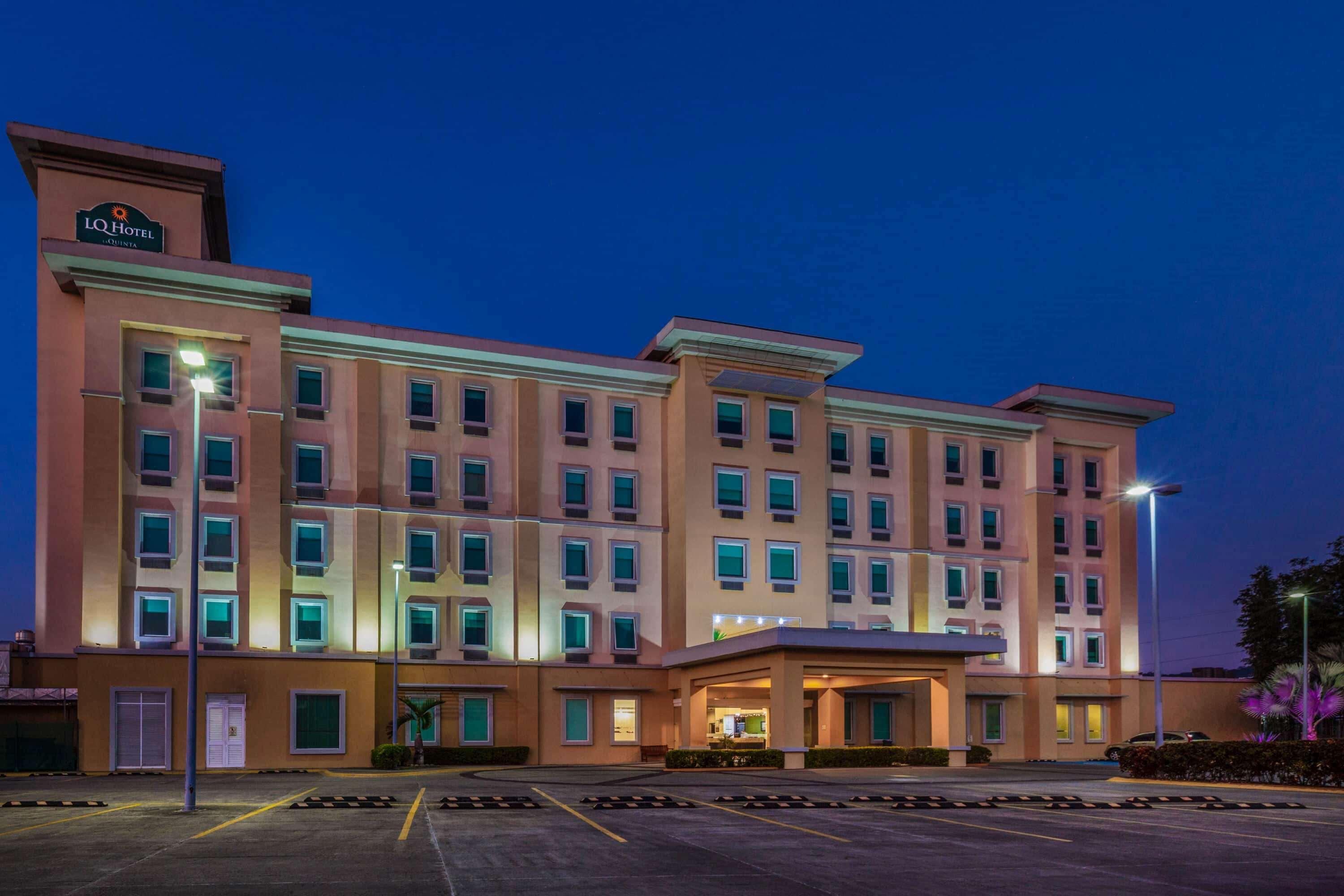 La Quinta By Wyndham Poza Rica Hotel Exterior foto